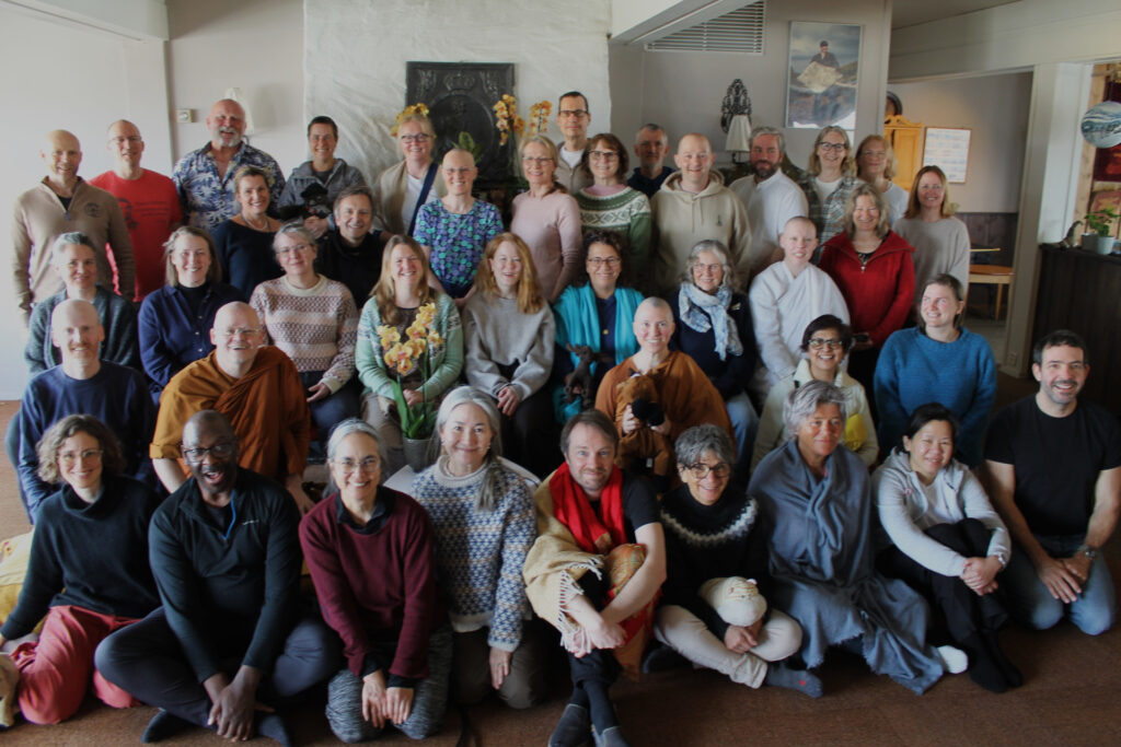 group-venabu-april