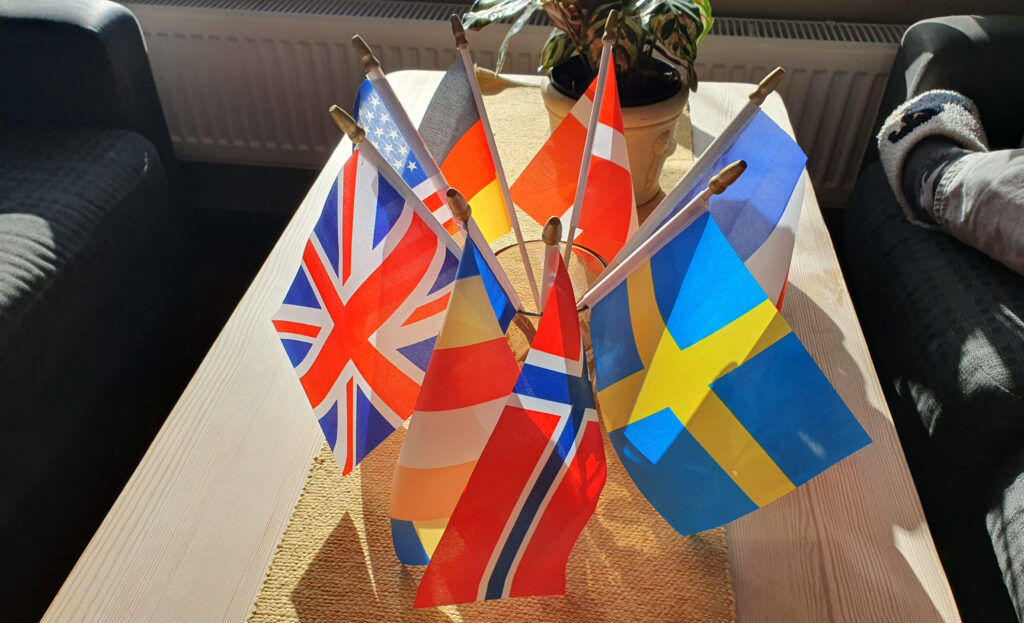 venabu-flags
